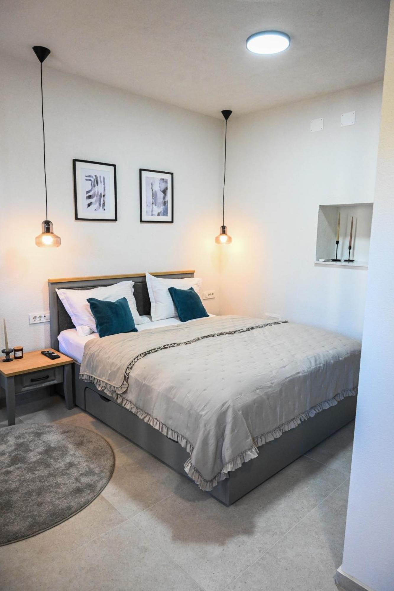 4-Star Design Apartments Bubamara زادار المظهر الخارجي الصورة